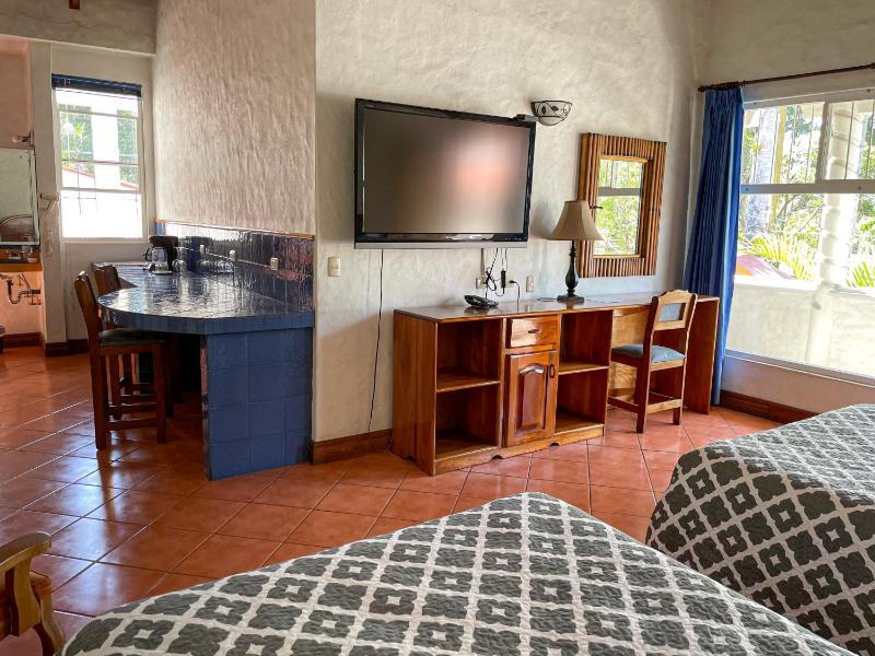 Hotel Ave del Paraíso - image 3