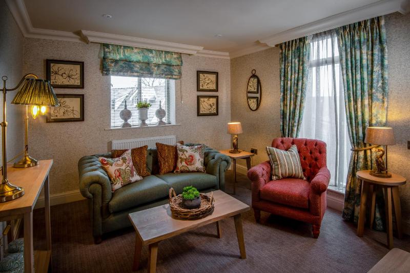 Chairman's Suite image 1