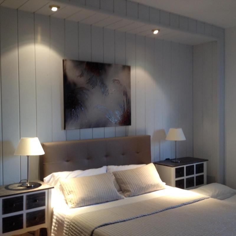 Triple Room with Balcony image 2