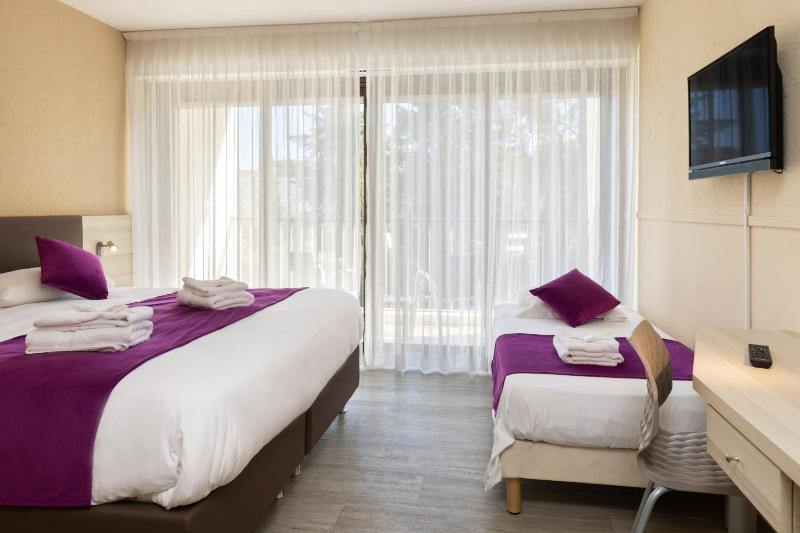 Triple Room image 3
