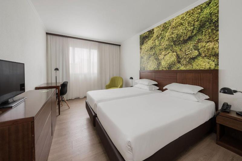 Double or Twin Room image 1