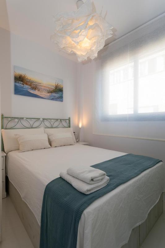 Becalp estudio en el centro by Bookindenia - image 18