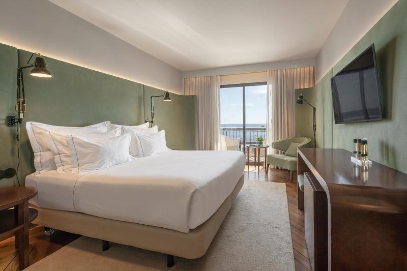 Double Room or Twin Room with Ocean View image 1