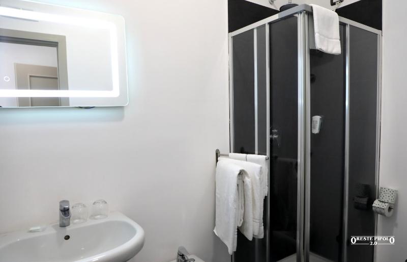 Superior Double Room image 4