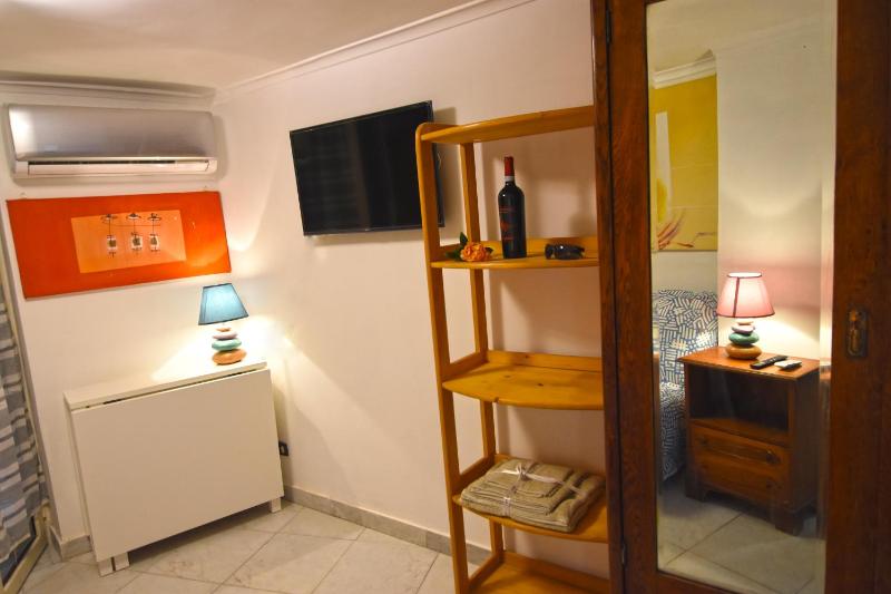 Lilliput Apartment - image 12