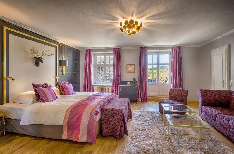 Deluxe Double Room image 1