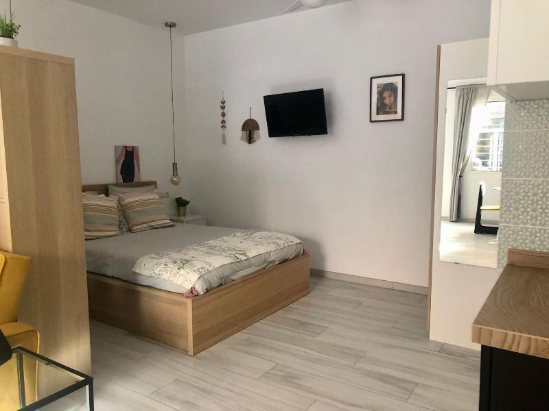 Holidays2Malaga Estudio Union recien reformado con WiFi gratuito - image 6
