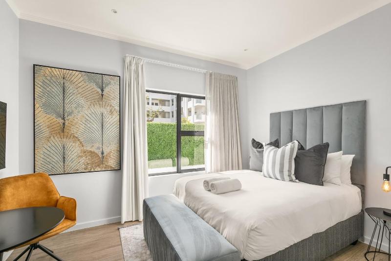 The Monroe Luxury Apartments - image 4