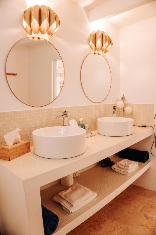 Superior Suite with Sea View image 4