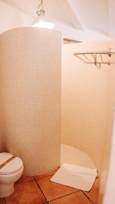 Deluxe Double Room with Side Sea View image 4