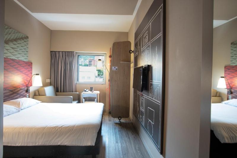 Ibis Cali Granada - image 26