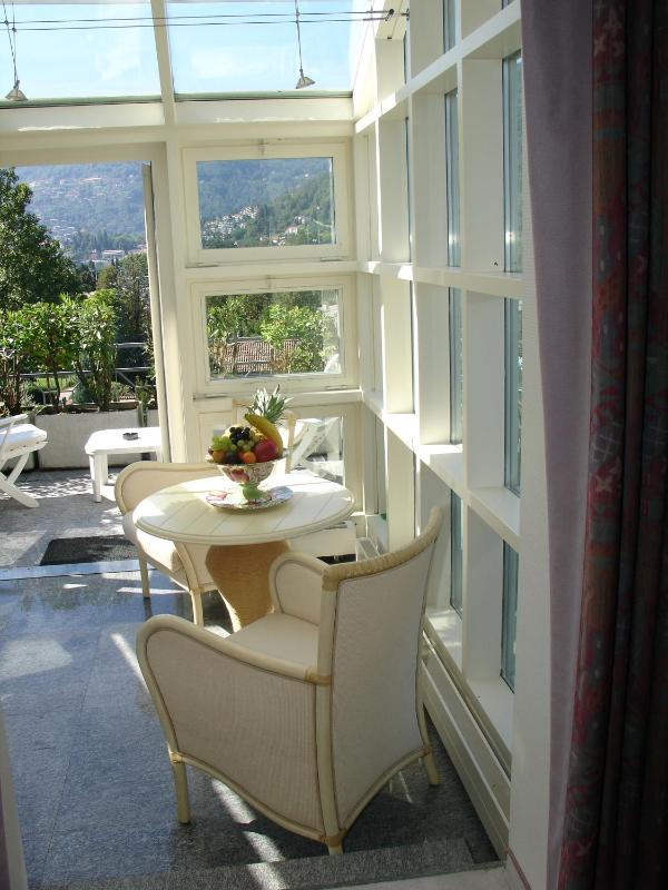 Rooftop Panorama Suite with Terrace image 3