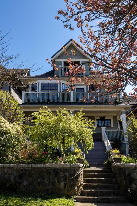The Ivy on Parker Guest House - image 10