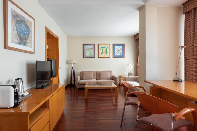 Suite image 4