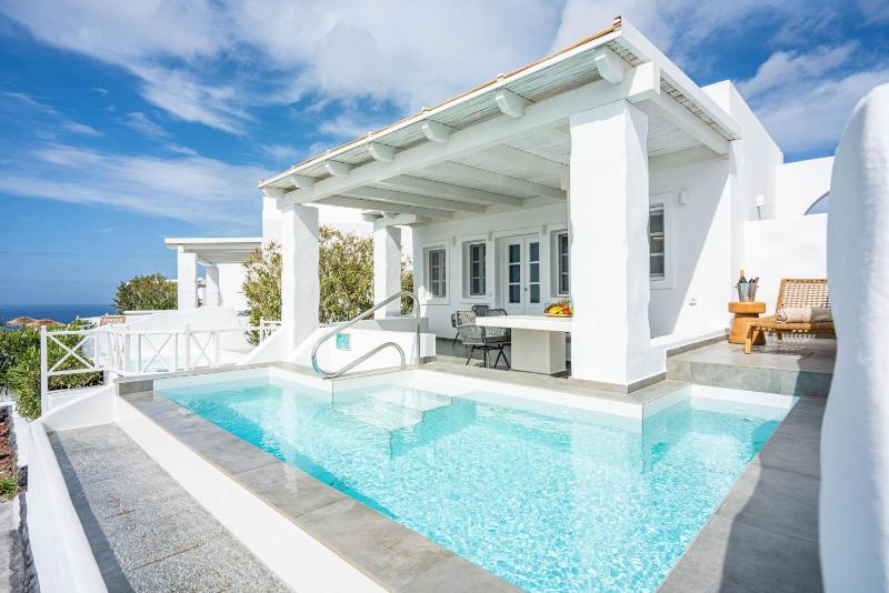 Turquoise 3 Bedroom Sunset & Sea View Villa with Private Pool & Hot Tub image 1