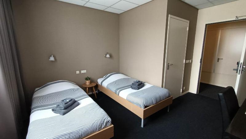 Double or Twin Room image 2