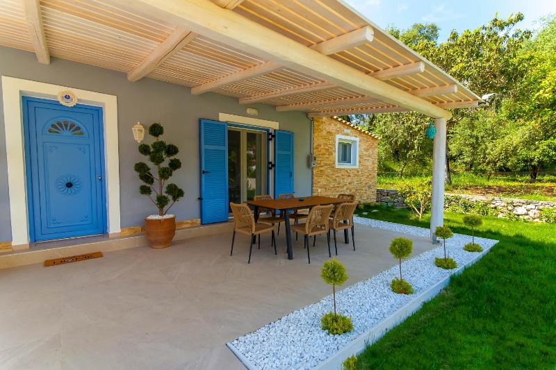 Ideal House - image 29