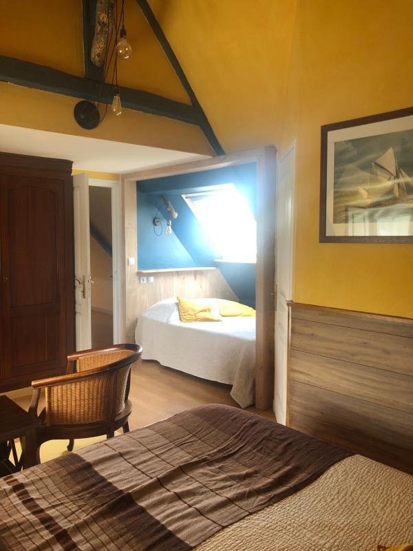 Standard Quadruple Room image 4