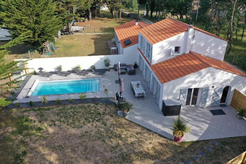 Villa avec piscine pour 8 - image 12