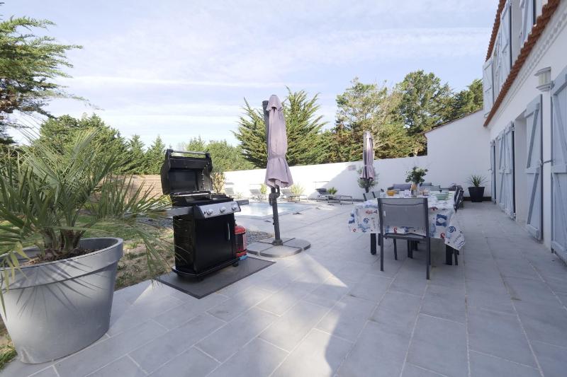 Villa avec piscine pour 8 - image 13