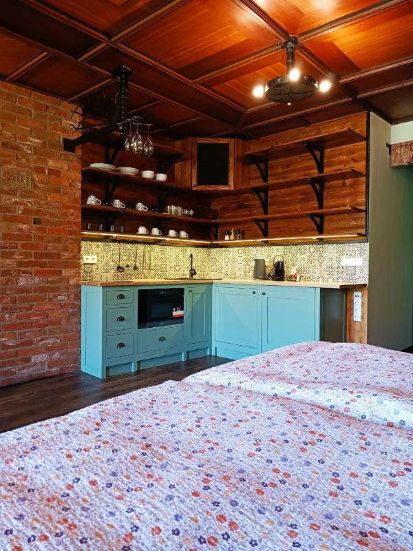 Executive Suite image 4