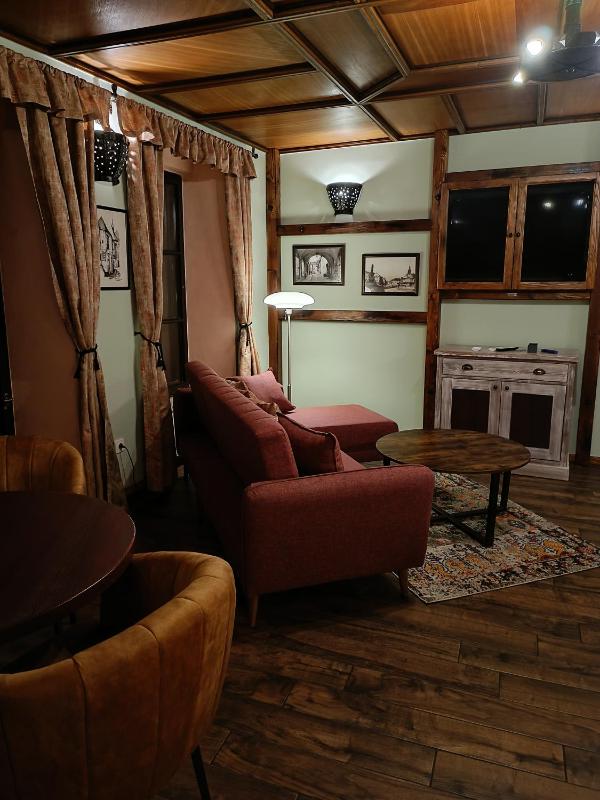Executive Suite image 3