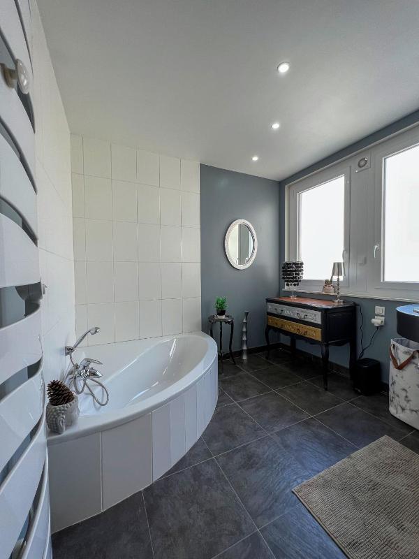 Le Central Victoria III - Central Point - 105m2 - image 7