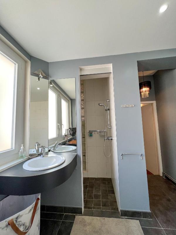 Le Central Victoria III - Central Point - 105m2 - image 6