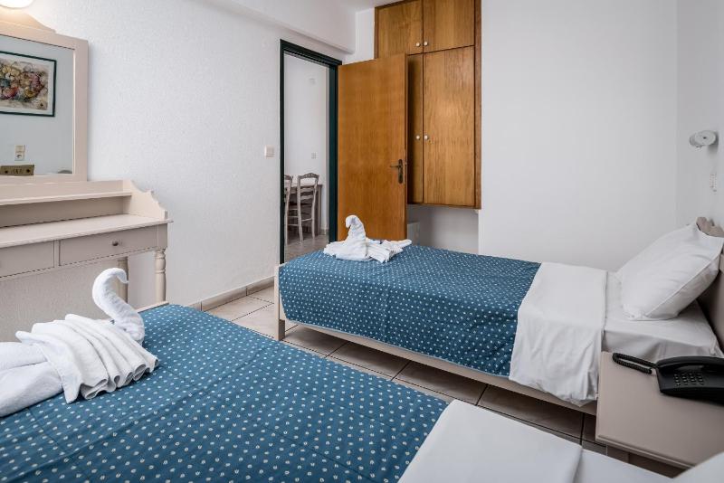 Superior One-Bedroom Apartment image 4
