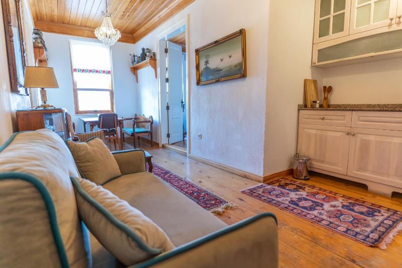 Apartment with Garden View image 2