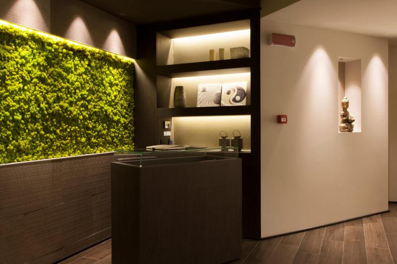 Junior Suite with Spa Package  image 4