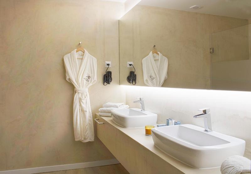 Penthouse Suite image 3