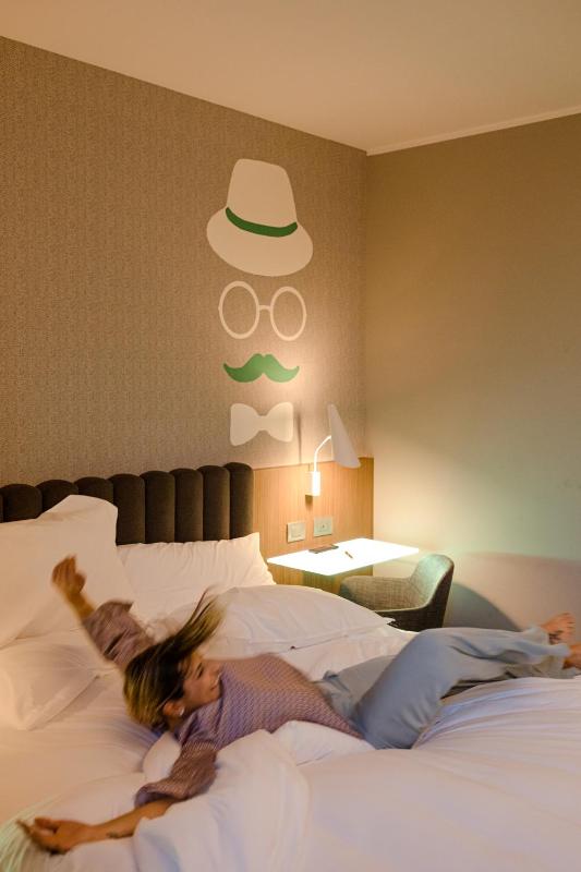 Superior Double Room image 4