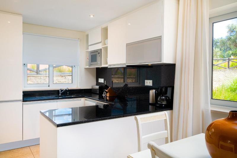 Three-Bedroom Suite image 4