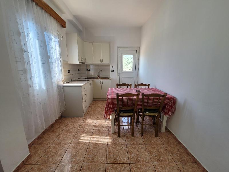 Spahiu Guesthouse - image 2