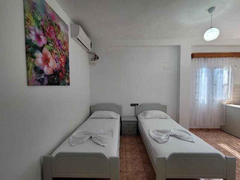 Spahiu Guesthouse - image 11