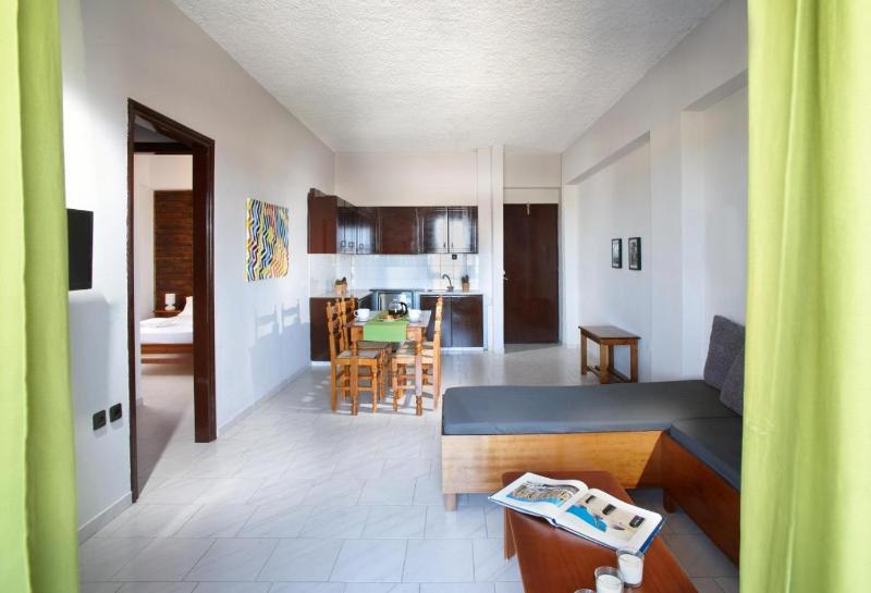 Apartment with Garden View image 2