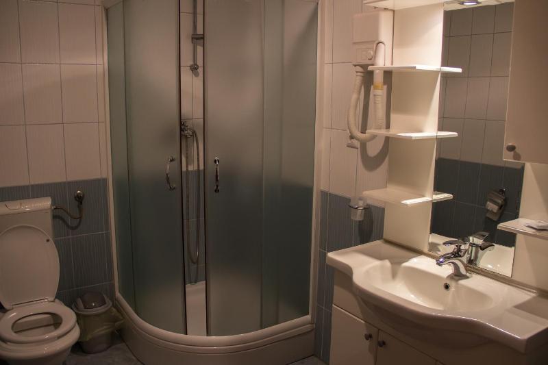 Triple Room image 3