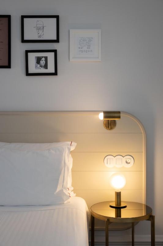 Standard Double Room image 4