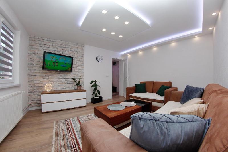 Apartment Magnolia Old Town - image 1