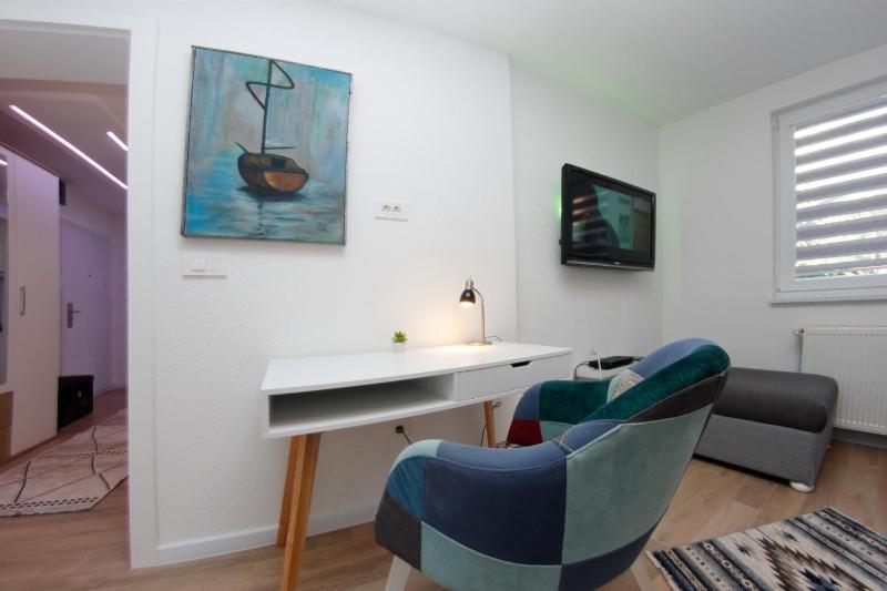 Apartment Magnolia Old Town - image 4