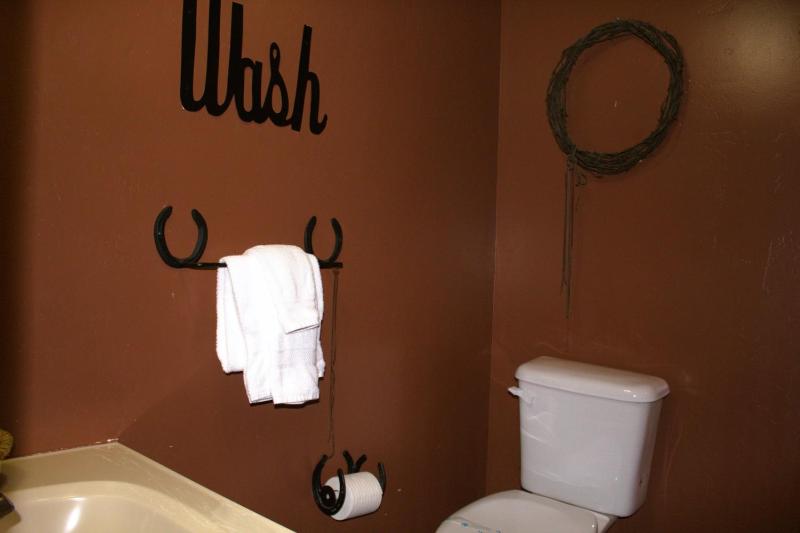 Goldmine Lodge - image 40