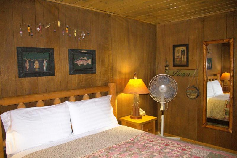 Goldmine Lodge - image 50