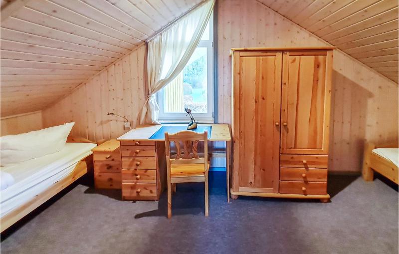 Nice Home In Rechlin With Sauna - image 11