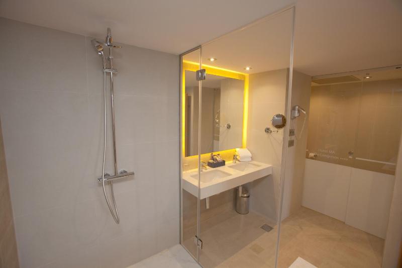 Junior Suite image 4