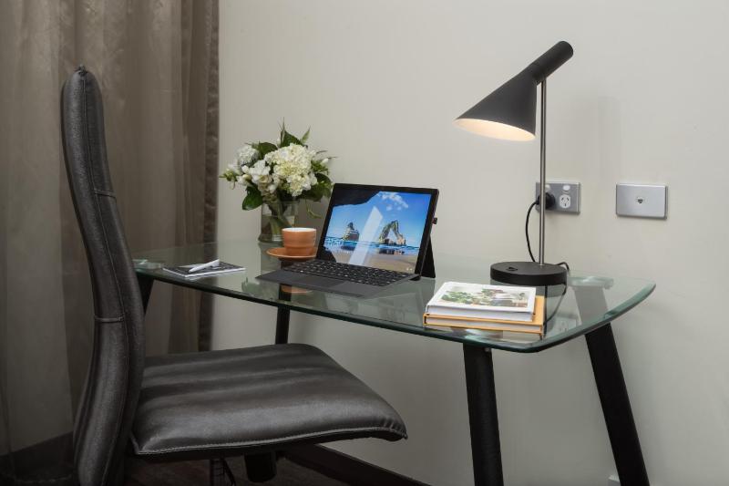 Executive Suite image 4