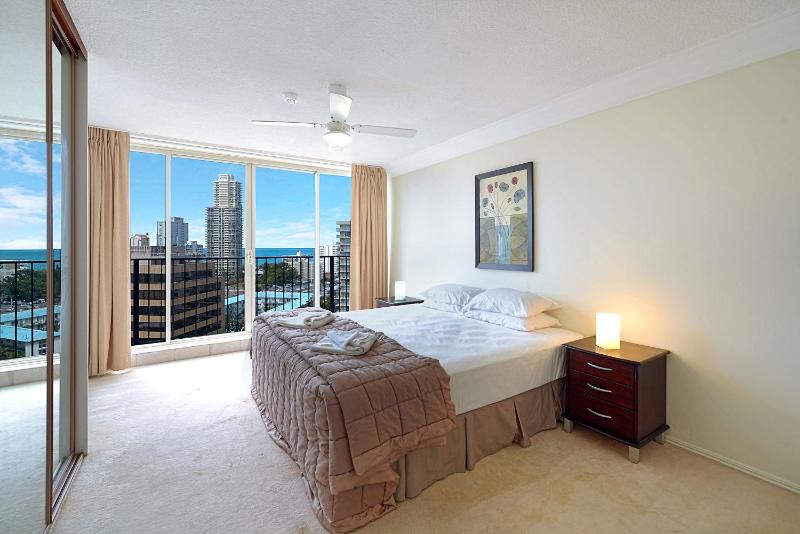 Condor Apartments by Gold Coast Premium - image 3