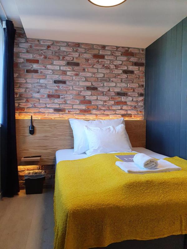 Single Room image 4