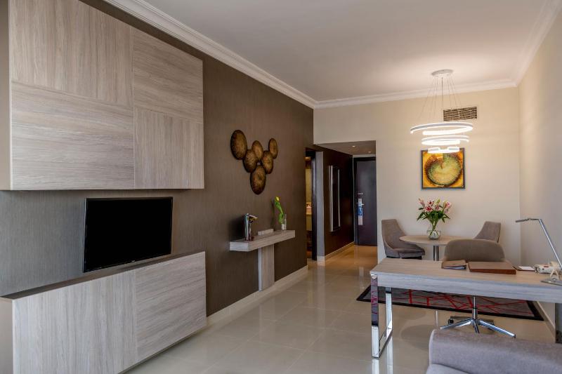 Premium Suite with City View with Free Shuttle Beach & Mall Transfer image 1