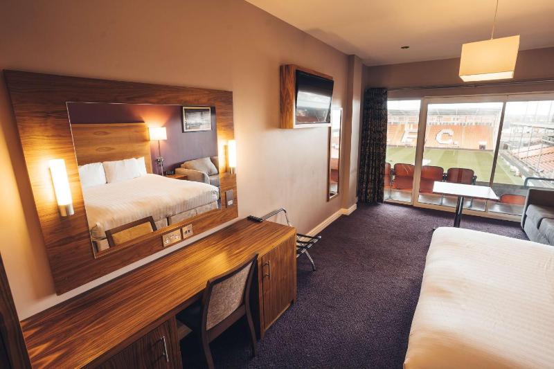 Superior Room with Pitch View image 1